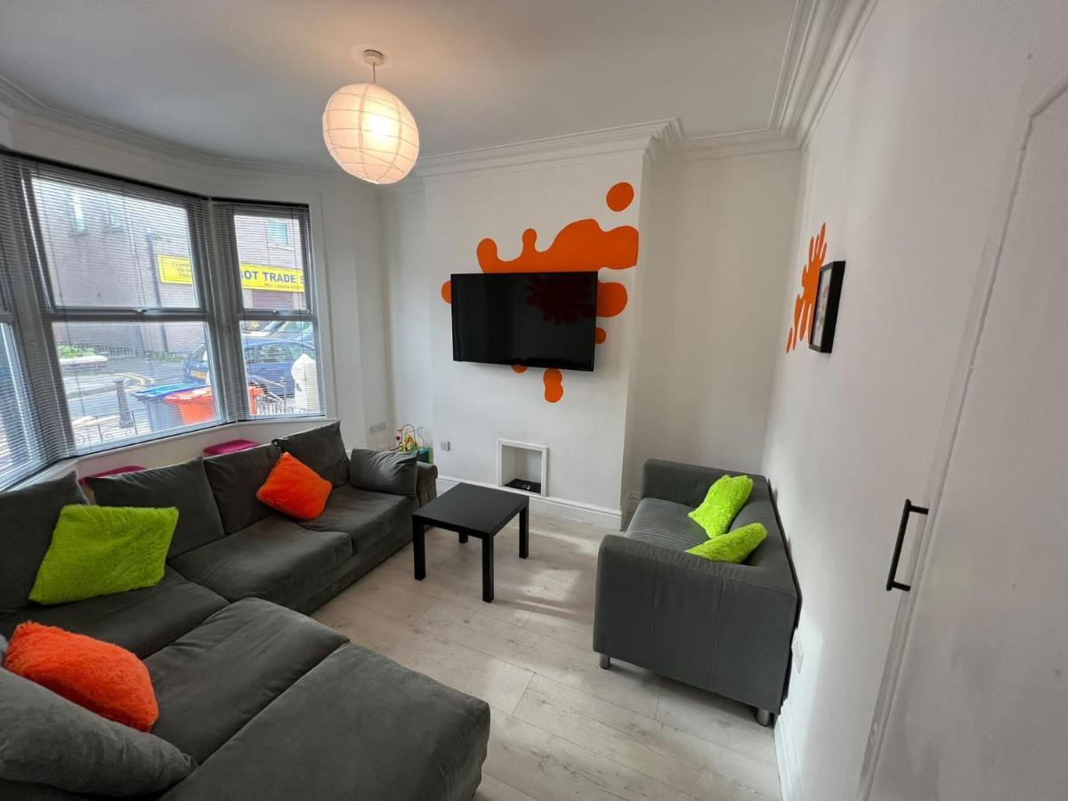Вилла Nickelodeon House Great For Kids Блэкпул Экстерьер фото